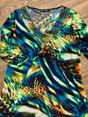 Mechant Blue Green Leopard Print V-Neck Tunic with Stud Detail